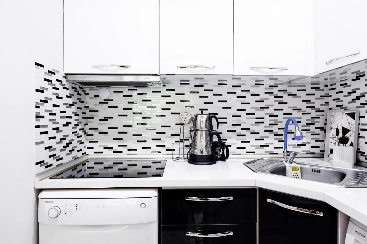 Convenient Flat 15 Min To Bagdat Avenue Apartment Istanbul