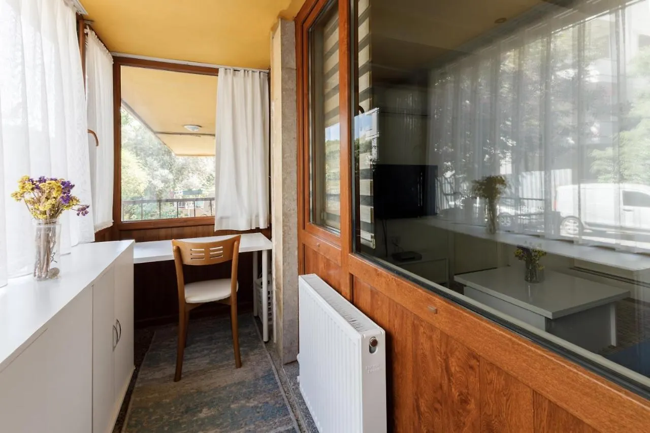 Convenient Flat 15 Min To Bagdat Avenue Apartment Istanbul
